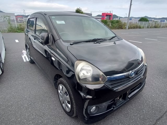 2013 Daihatsu Mira ES