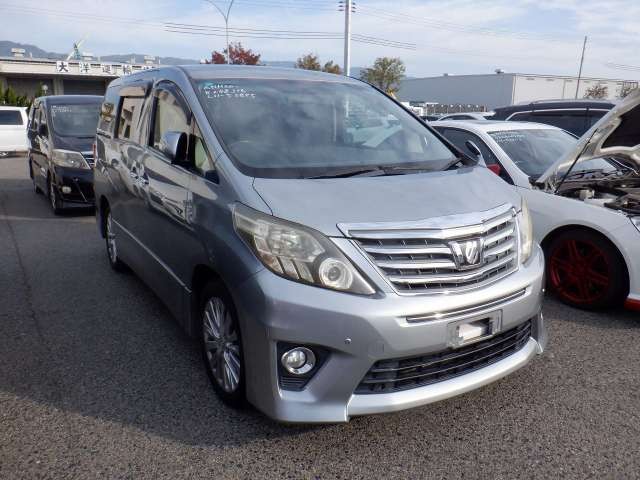 2012 Toyota Alphard