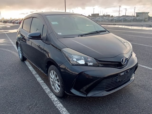 2016 Toyota Vitz