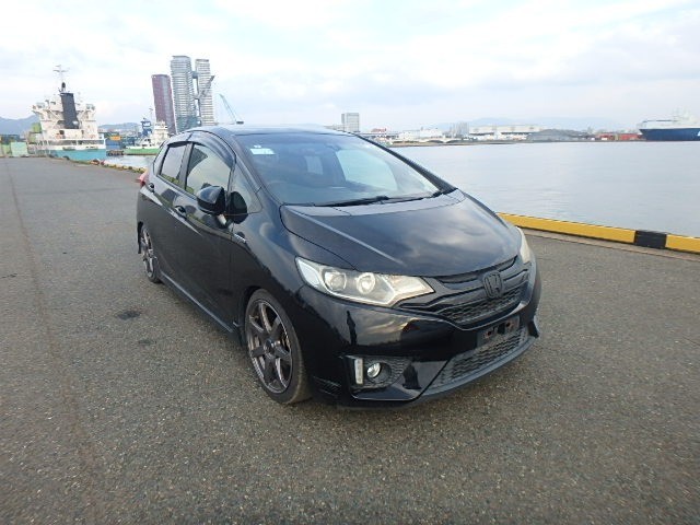 2015 Honda FIT HV