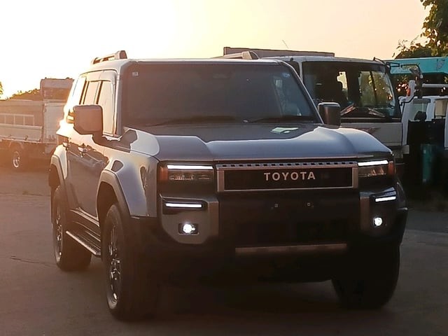 Toyota Land Cruiser 250