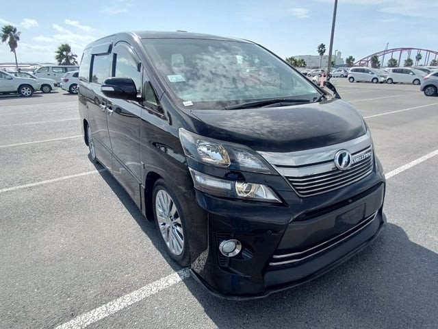 2013 Toyota Vellfire