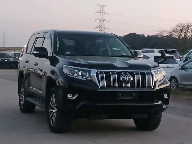 2018 Toyota Land Cruiser Prado