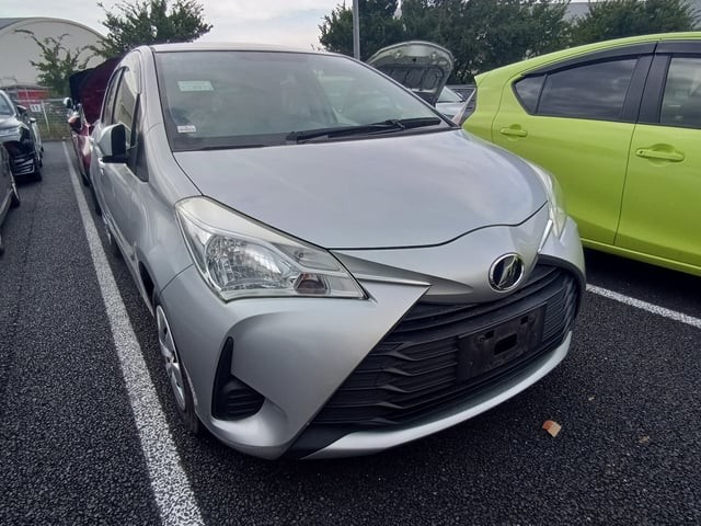 2017 Toyota Vitz