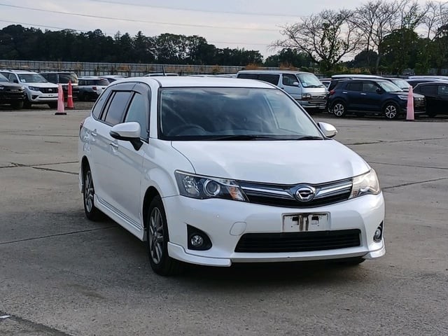 2013 Toyota Fielder