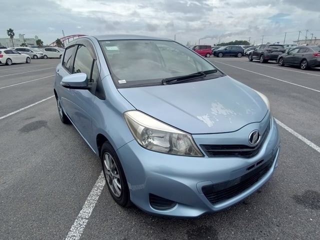 2012 Toyota Vitz