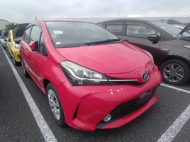 2015 Toyota Vitz
