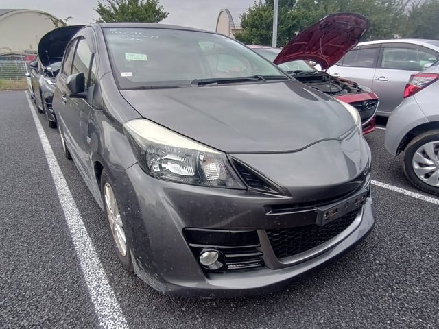 2014 Toyota Vitz