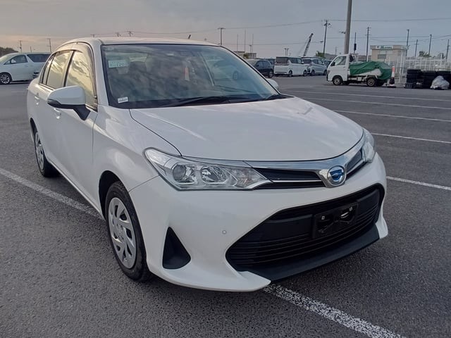 2020 Toyota Axio HV