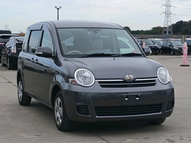 2009 Toyota Sienta