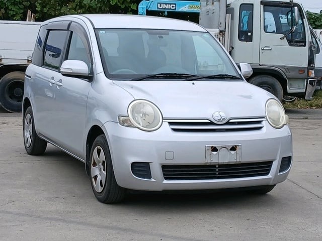 2009 Toyota Sienta