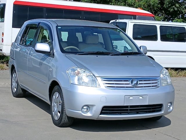 2009 Toyota Raum