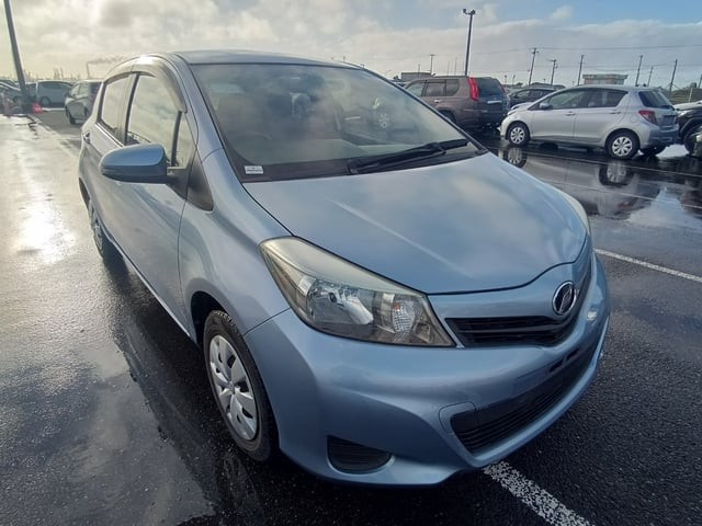 2012 Toyota Vitz