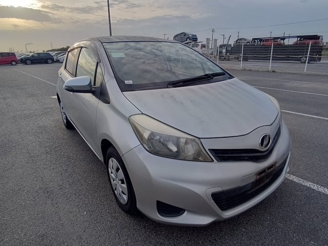 2013 Toyota Vitz