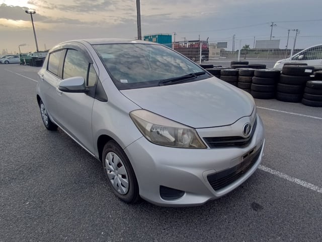 2013 Toyota Vitz