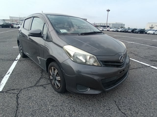 2011 Toyota Vitz