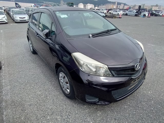 2013 Toyota Vitz