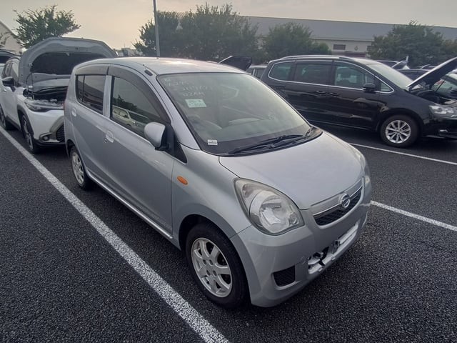 2011 Daihatsu Mira