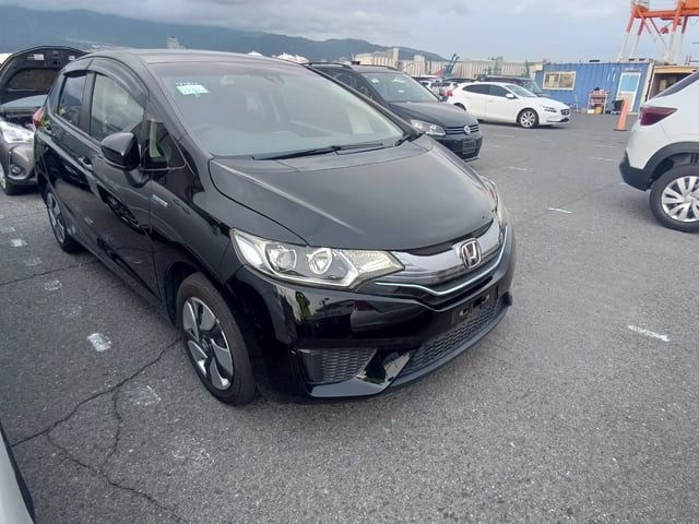2015 Honda FIT HV
