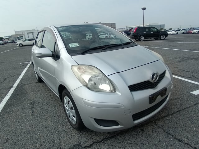2010 Toyota Vitz