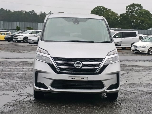 2022 Nissan Serena