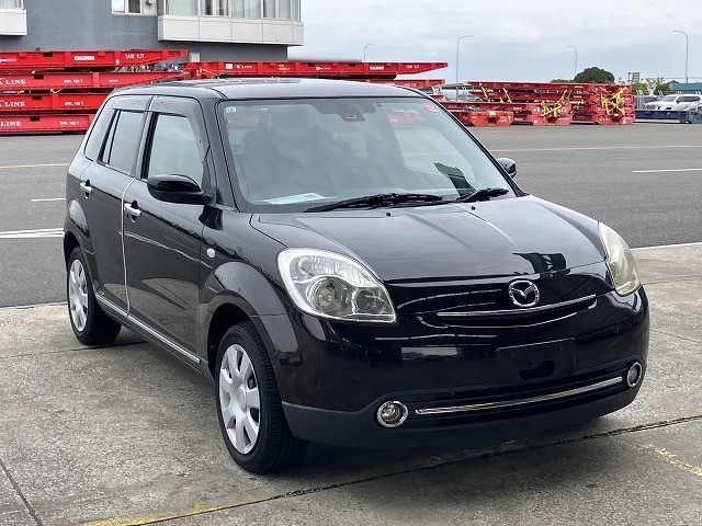 2011 Mazda Verisa