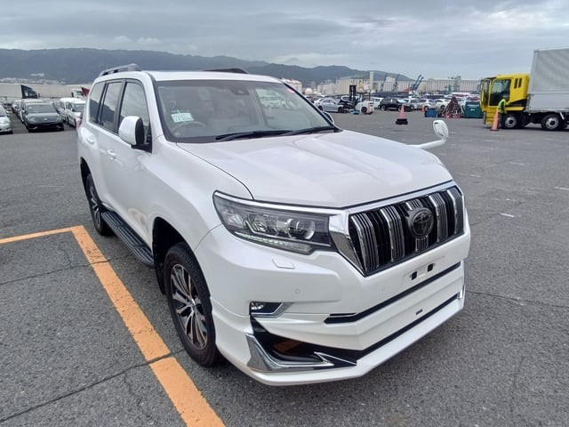 2022 Toyota Land Cruiser Prado