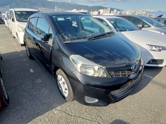 2012 Toyota Vitz