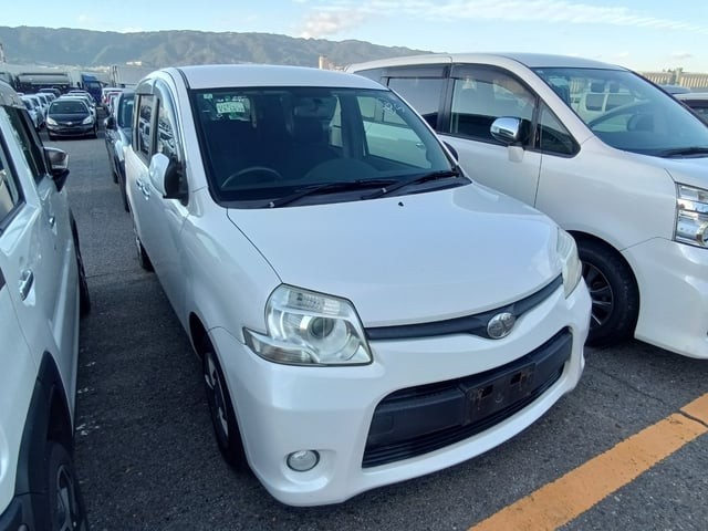 2014 Toyota Sienta