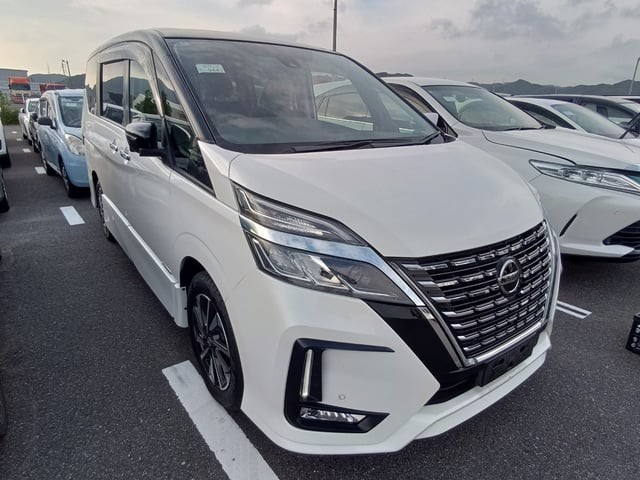 2022 Nissan Serena