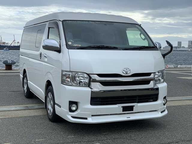 2015 Toyota Hiace V