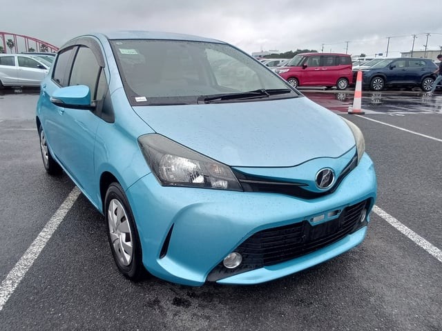 2015 Toyota Vitz
