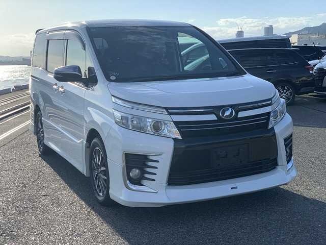 2015 Toyota Voxy