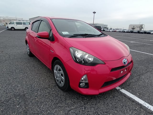 2013 Toyota Aqua