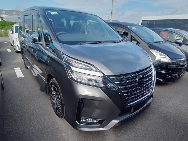 2022 Nissan Serena