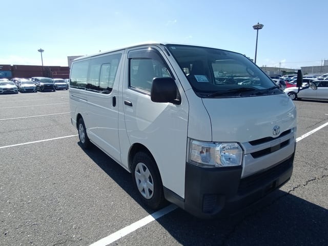 2019 Toyota Hiace V