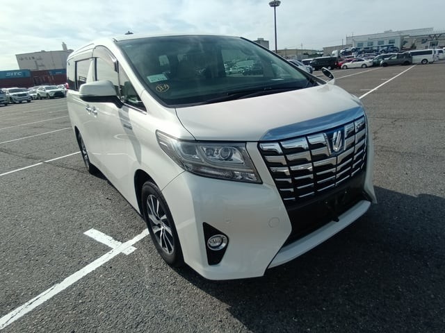 2015 Toyota Alphard HV