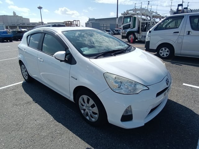 2013 Toyota Aqua