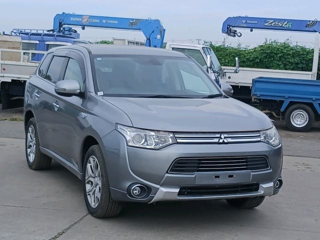 2015 Mitsubishi Outlander Phev