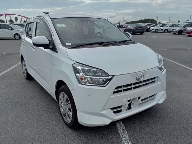 2026 Daihatsu Mira ES