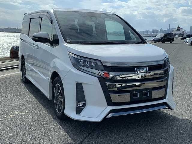2018 Toyota Noah