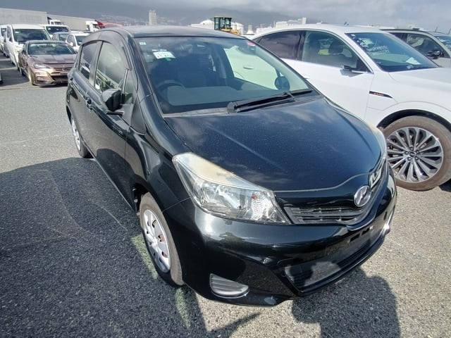 2013 Toyota Vitz