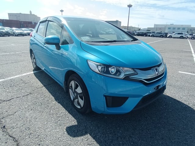2013 Honda FIT HV