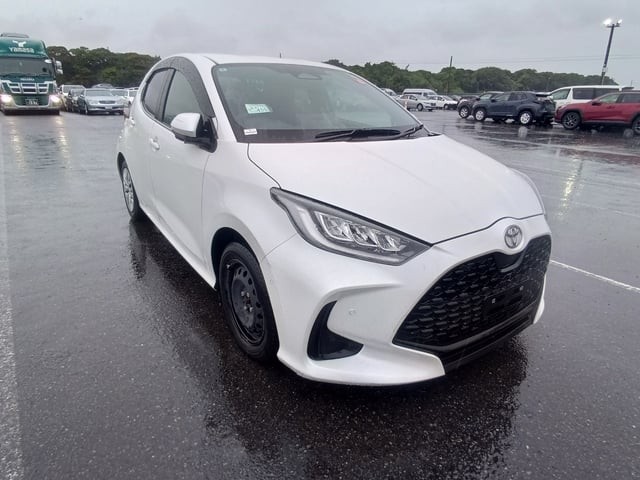 2024 Toyota Yaris HV