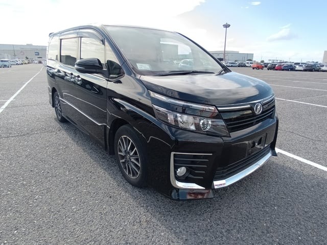 2014 Toyota Voxy
