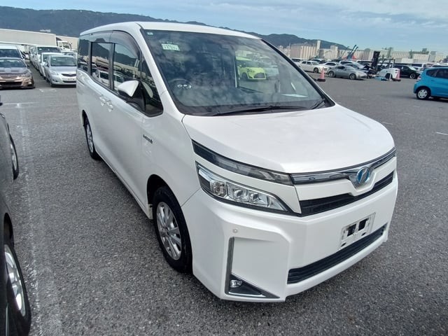 2018 Toyota Voxy HV