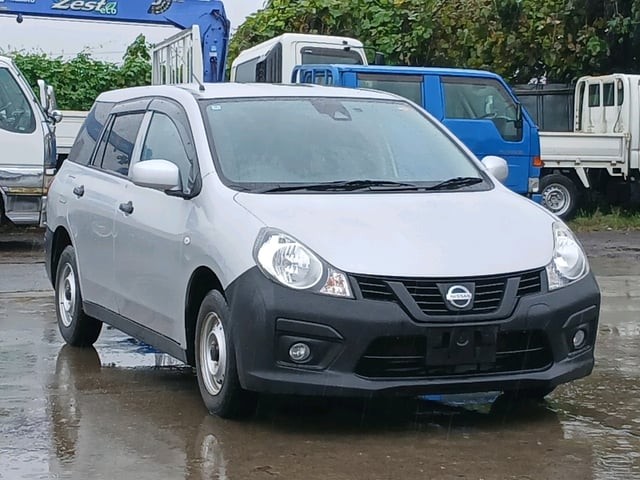 2021 Nissan AD VAN