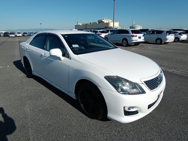 2009 Toyota Crown