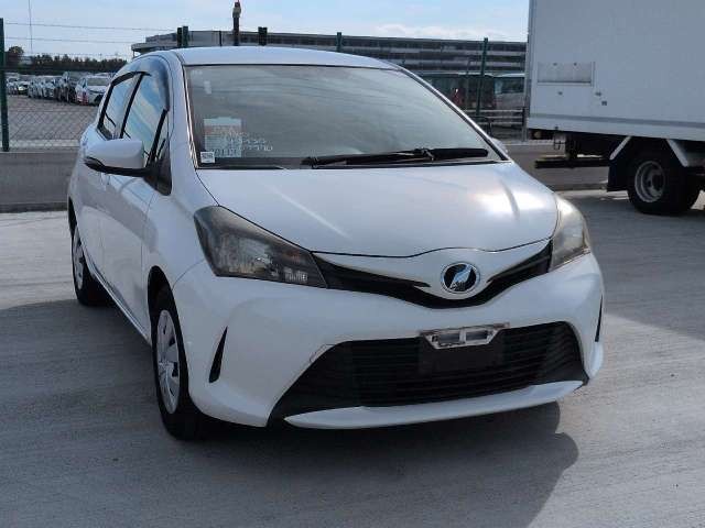 2015 Toyota Vitz