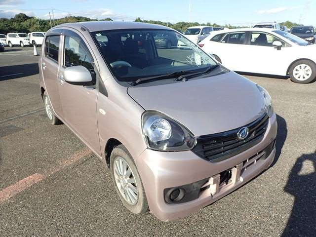 2016 Daihatsu Mira ES